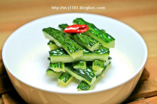 秘技腌黄瓜的做法(凉拌菜)